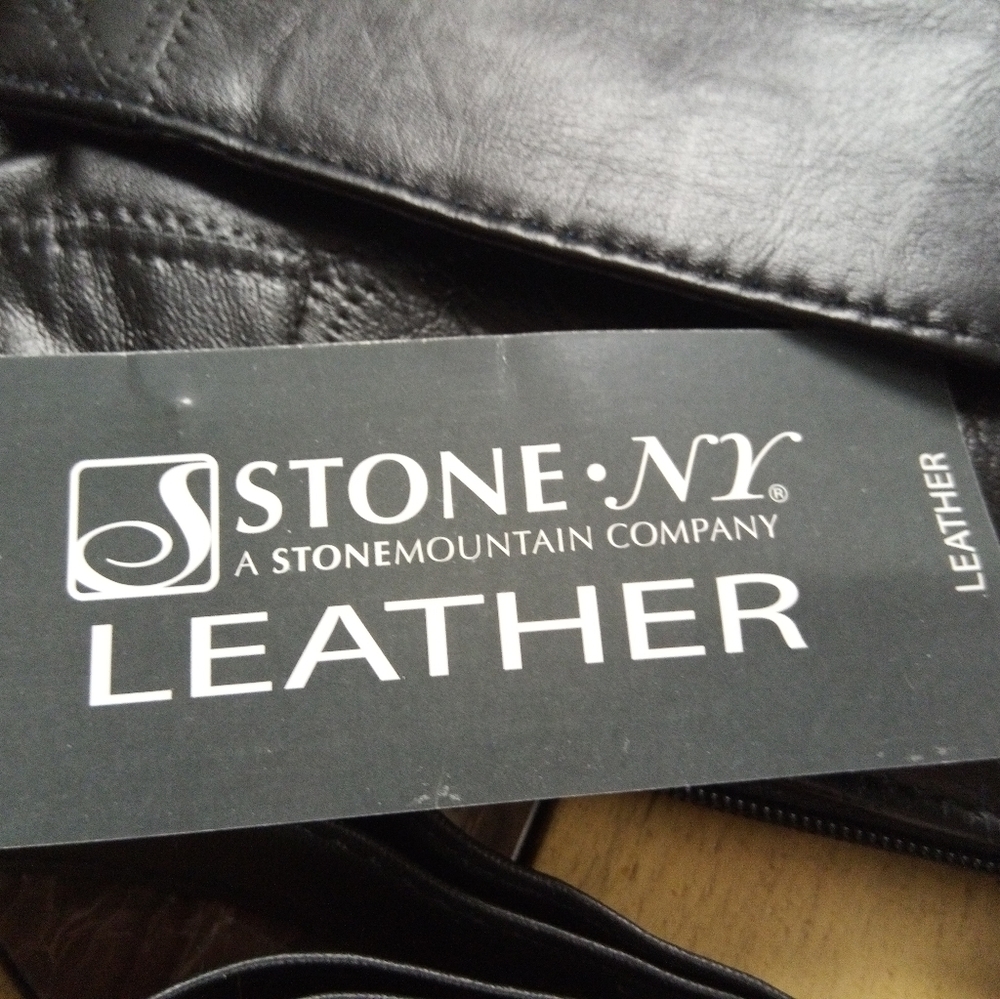 🆕Stone Mountain Black leather crossbody bag🆕with tags  lightweight crossover - Picture 2 of 12